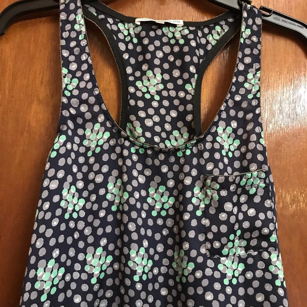 Cute tank top - Picture 3 of 5